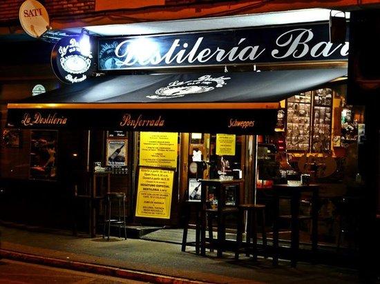 Destileria Bar